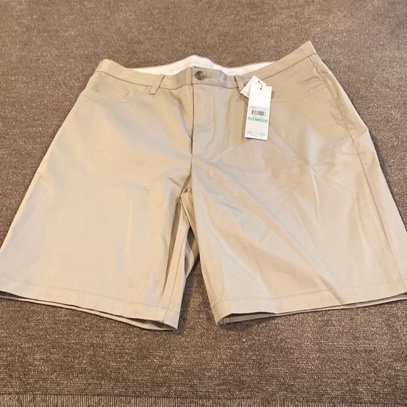 Calvin Klein Other - Calvin Klein mens shorts; size 34W. NWT